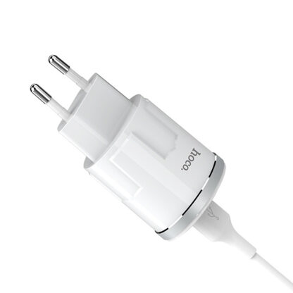 Prémium minőségű HOCO hálózati töltő C37A 1xUSB 2,4A 12W plusz USB Type C kábel - Image 2