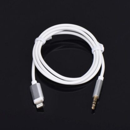 Audio adapter AUX Lightning - 3.5 Jack fehér-2