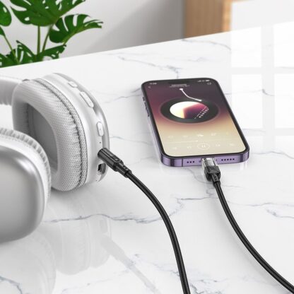 Audio kábel, aux kábel, iPhone 8pin, lightning - jack 3,5mm, szövet bevonat, fekete, 1.2m, Hoco UPA27
